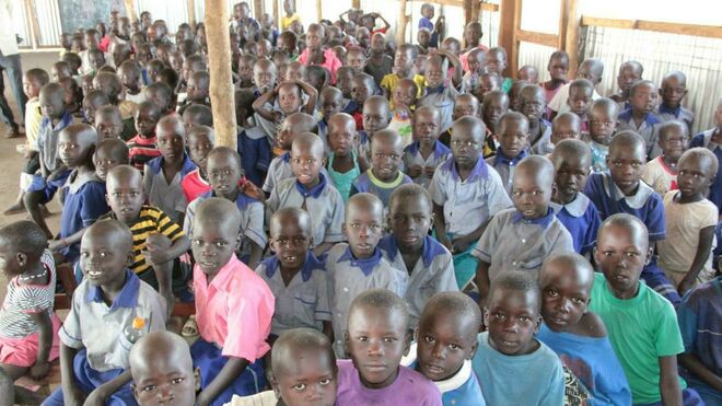 Niños del campo de refugiados de Palabek, Uganda