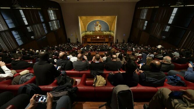 Estudiantes de la Lateranense escuchan hoy al Papa Francisco