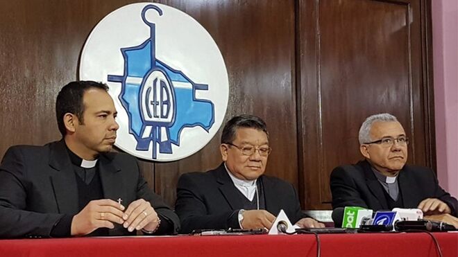 La cúpula de la Conferencia Episcopal boliviana, ayer en rueda de prensa