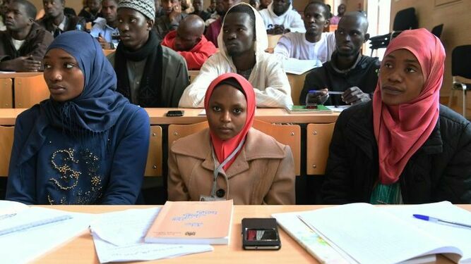 Estudiantes del instituto de Formación de Imanes en Rabat