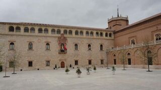 Fachada del Obispado de Alcalá