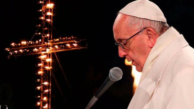 Vía Crucis del Papa en el Coliseo de Roma