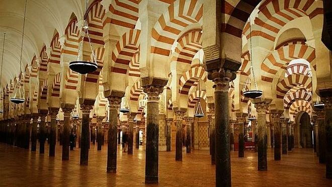 Interior de la Mezquita-Catedral de Córdoba