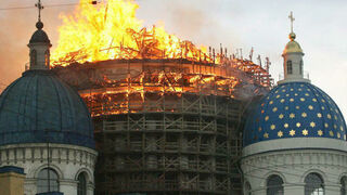 La catedral de San Petesburgo también fue pasto de llamas en 2006