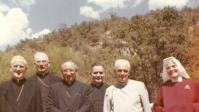 El padre Fitzgerald, en el centro de tratamiento de Jemez