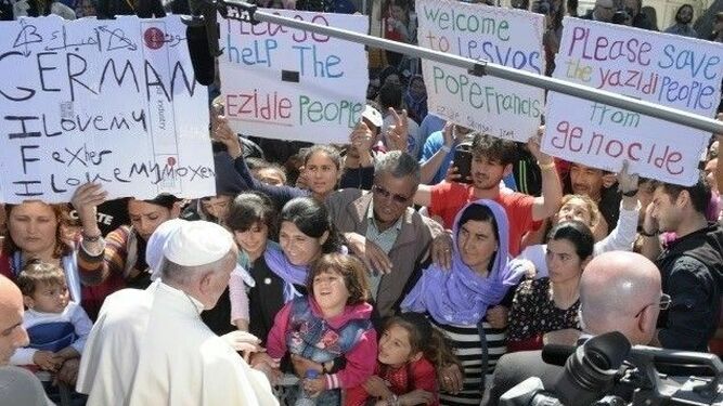 Francisco, con los refugiados de Lesbos