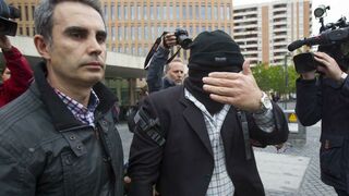 El pedófilo Joaquín Benítez sale de la Audiencia