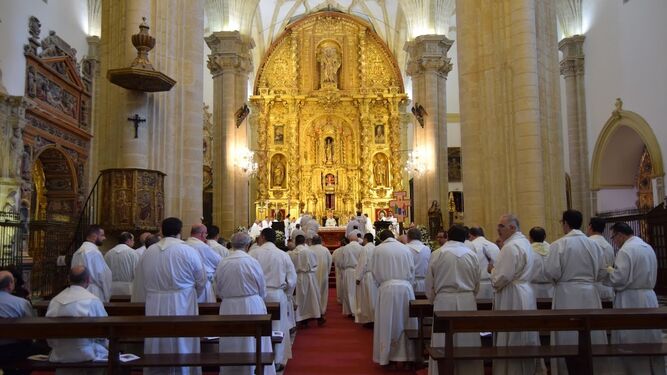 Sacerdotes de Jaén en la catedral de Baeza