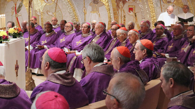 Los obispos españoles, de ejercicios espirituales el pasado enero