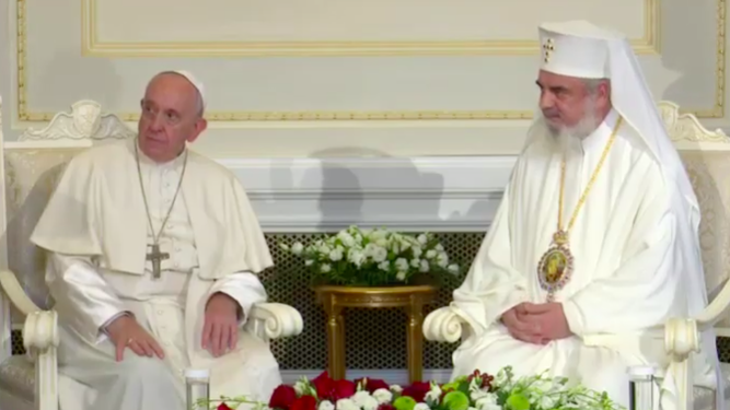 Bergoglio y el patriarca ortodoxo
