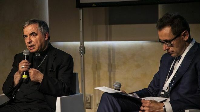 Becciu, con Rodari, en el diálogo