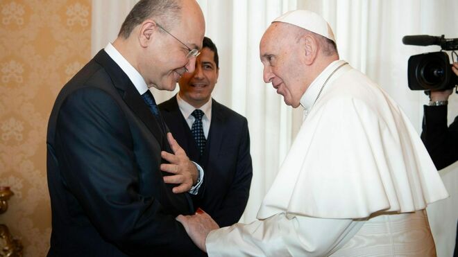 El Papa Francisco y el Presidente de Iraq Salih el 24 noviembre de 2018