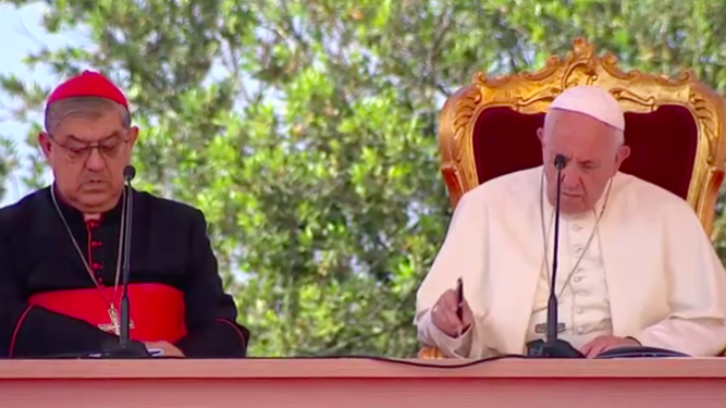 Francisco, con el cardenal Sepe