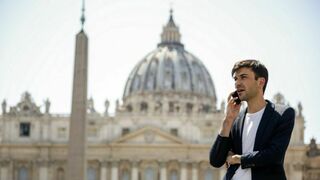 El embajador del Vaticano en Francia, acusado de abusos sexuales