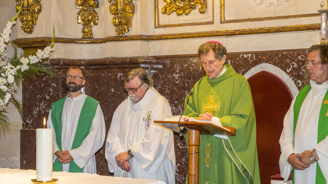 Mons. Joseba Segura visita el X Capítulo Provincial de los Amigonianos