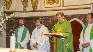 Mons. Joseba Segura visita el X Capítulo Provincial de los Amigonianos