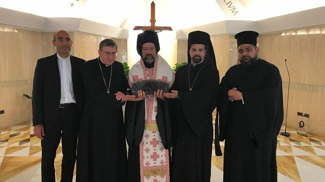 Francisco donó una reliquia de San Pedro a Bartolomé