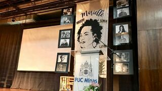 Escenario del Congreso de la SOTER con una foto de Marielle Franco