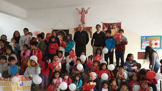 El cardenal Cañizares en la capilla de Santa Rosa