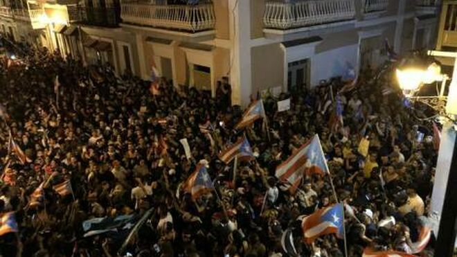 Los puertorriqueños toman las calles durante doce días y Roselló dimite