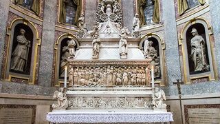 Tumba de Santo Domingo en Bolonia, Italia
