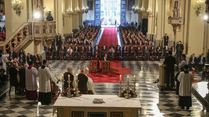Misa tedeum por las fiestas patrias peuanas