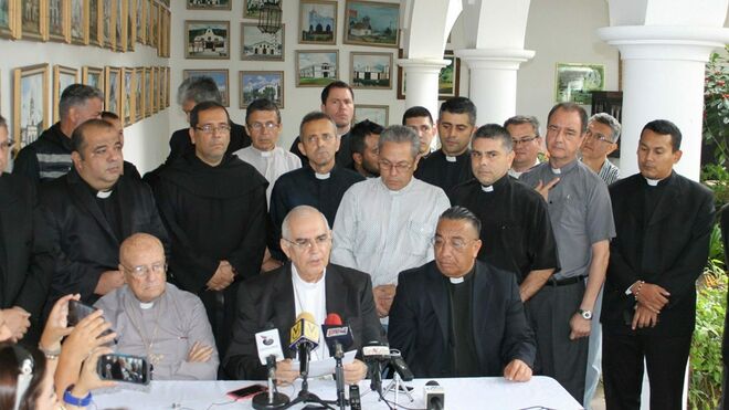 Mons. Moronta habla con Vatican News sobre la situación en la frontera