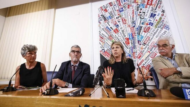 Familiares del padre Paolo Dall'Oglio en rueda de prensa