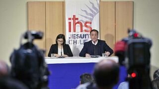 Cristián del Campo, en la conferencia de prensa ofrecida por los jesuitas sobre los abusos de Poblete