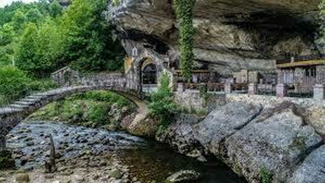 La Virgen de la Cueva