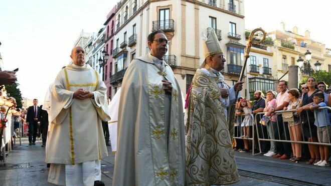 Santiago Gómez Sierra, en la procesión de la Virgen de los Reyes