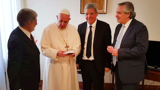 Alberto Fernández, con el Papa Francisco