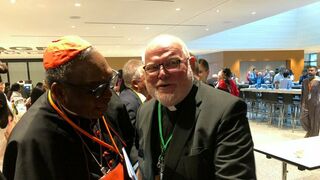 El cardenal Reinhard Marx, hoy, con el cardenal Onayeikan en Lindau