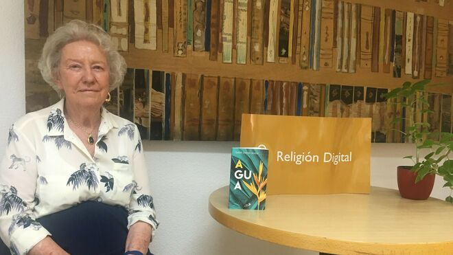 Isabel Gómez Acebo, en la redacción de Religión Digital