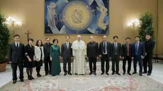 Reunión de la delegación vietnamita con el Papa Francisco