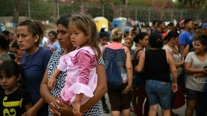 Migrantes en la frontera con EEUU