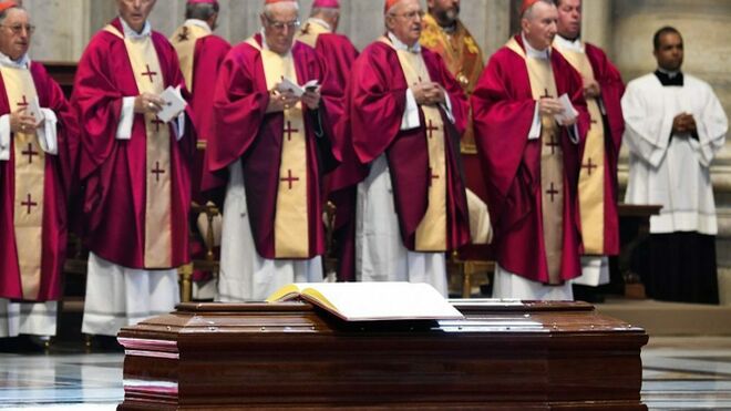 Celebración de las exequias del cardenal Silvestrini