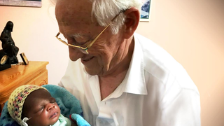 El Padre Ángel, con María de la Paz