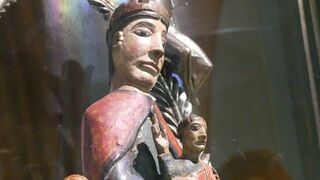 Santa María, ruega por nosotros