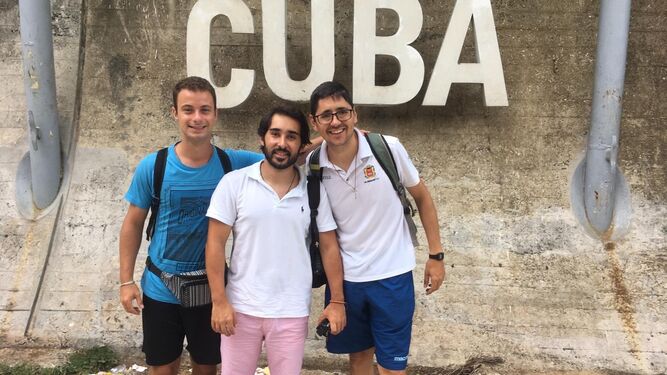 Jóvenes seminaristas en Cuba