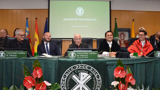 El acto ha estado presidido por el Cardenal Gran Canciller Cañizares y el Rector José Manuel Pagán