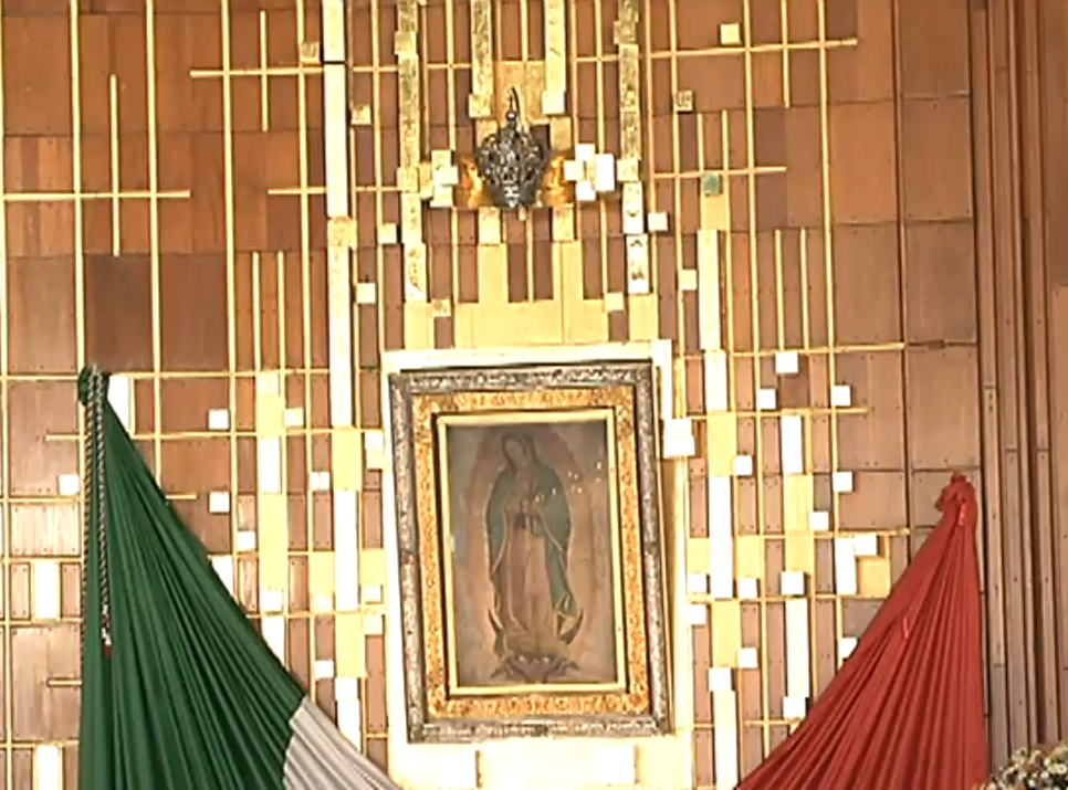 Virgen coronada