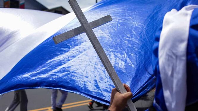 La Iglesia, con Nicaragua