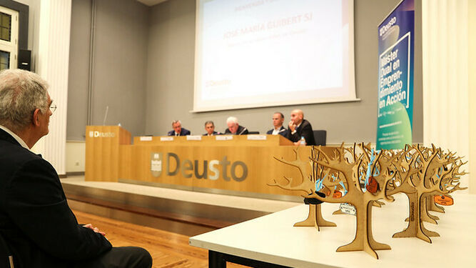 Conferencia en Deusto