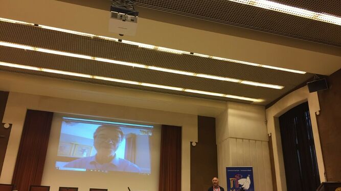 Sachs durante la videoconferencia