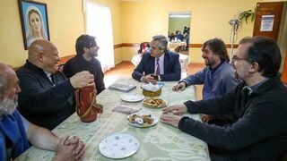 Los curas villeros, con el candidato Alberto Fernández