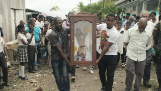 'Bojayá entre fuegos cruzados',  documental dirigido por Oisín Kearney