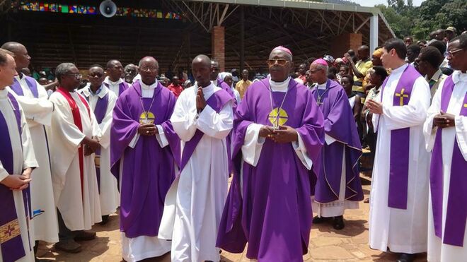 Curas y obispos de Burundi