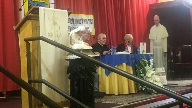 Osoro y el padre Ángel, en san Antón