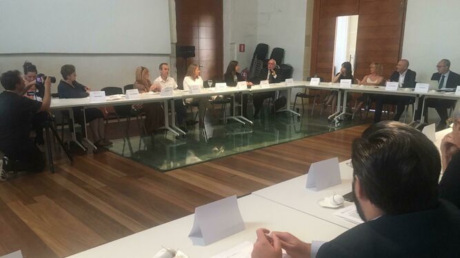 Algunos de los participantes en el desayuno de la Fundación Chávarri